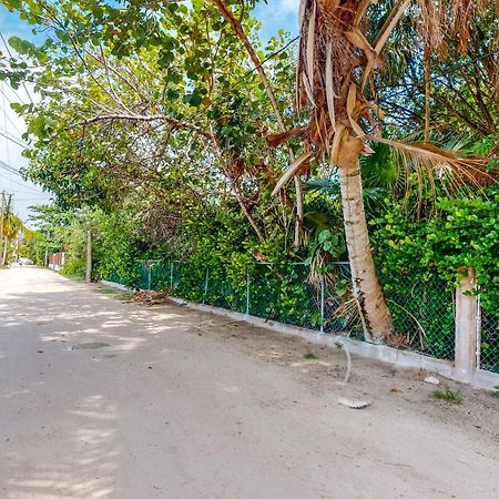 Willow 2 At Island Cabanas Gold Standard Certified Caye Caulker Exterior photo