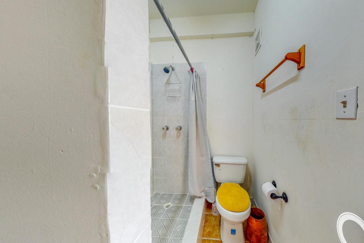 Willow 2 At Island Cabanas Gold Standard Certified Caye Caulker Exterior photo